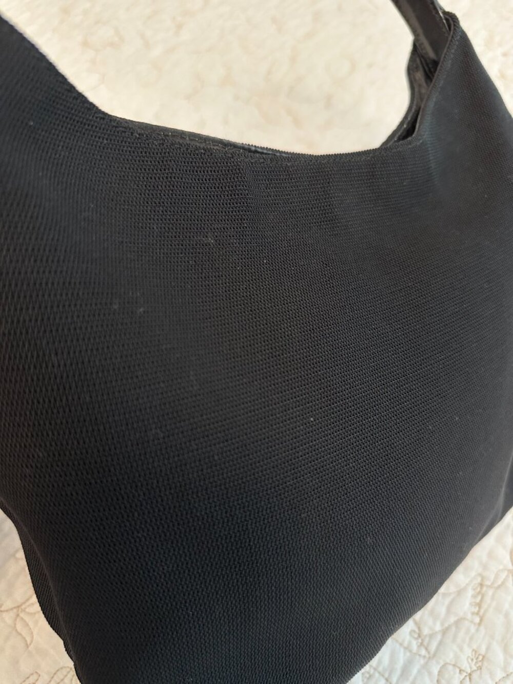 Vintage Y2K Gucci Black Shoulder Bag w/Silver Handle - Picture 9 of 16